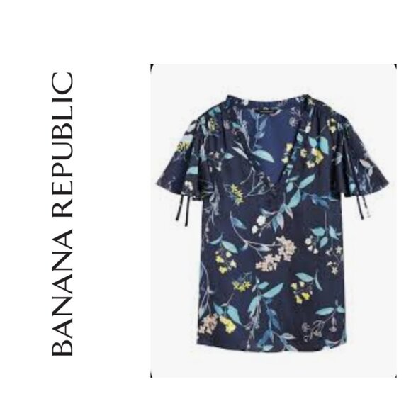 NWOT Banana Republic Soft Satin Flutter-Sleeve Top - Picture 1 of 9